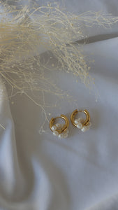 Me+You Pearl Stainless Steel Hoop Earrings - 18k gold