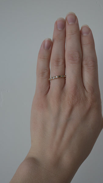 Cloud 9 Crystal Pave Minimalist Ring - 18k gold